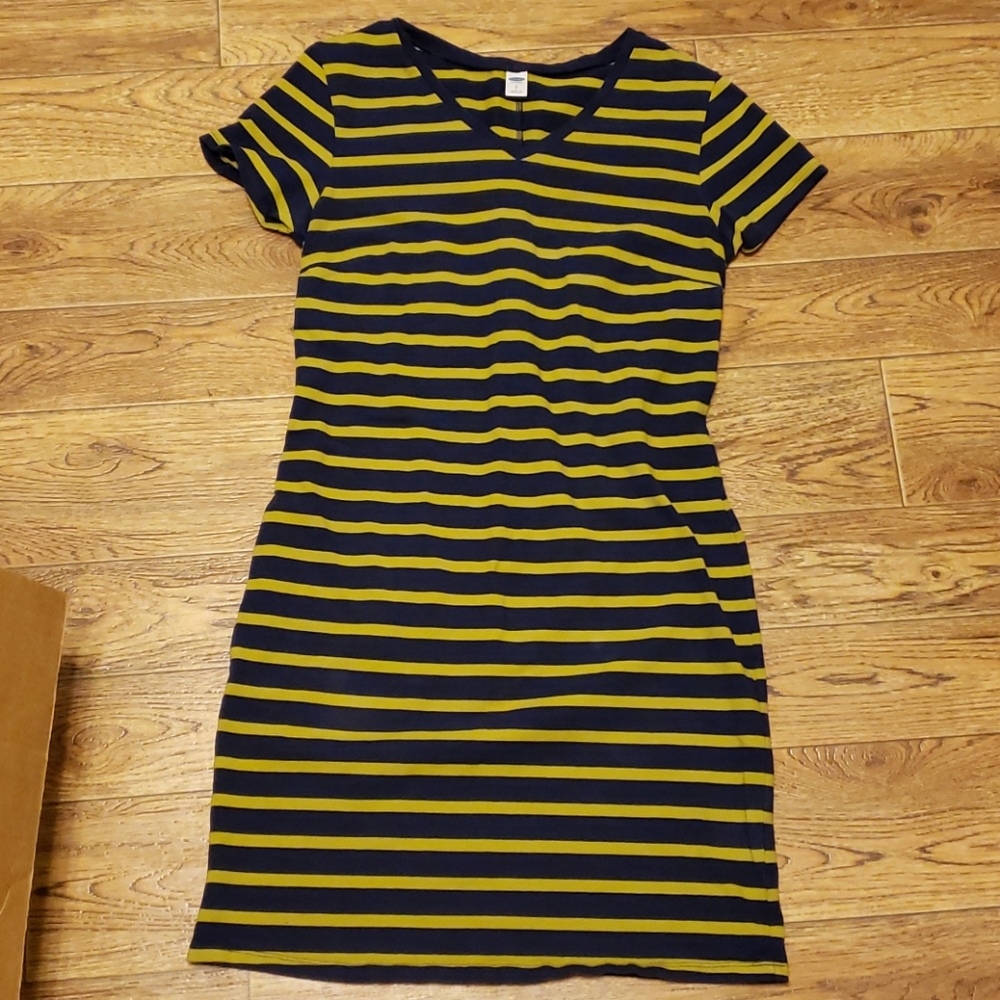 Old navy Tshirt dress